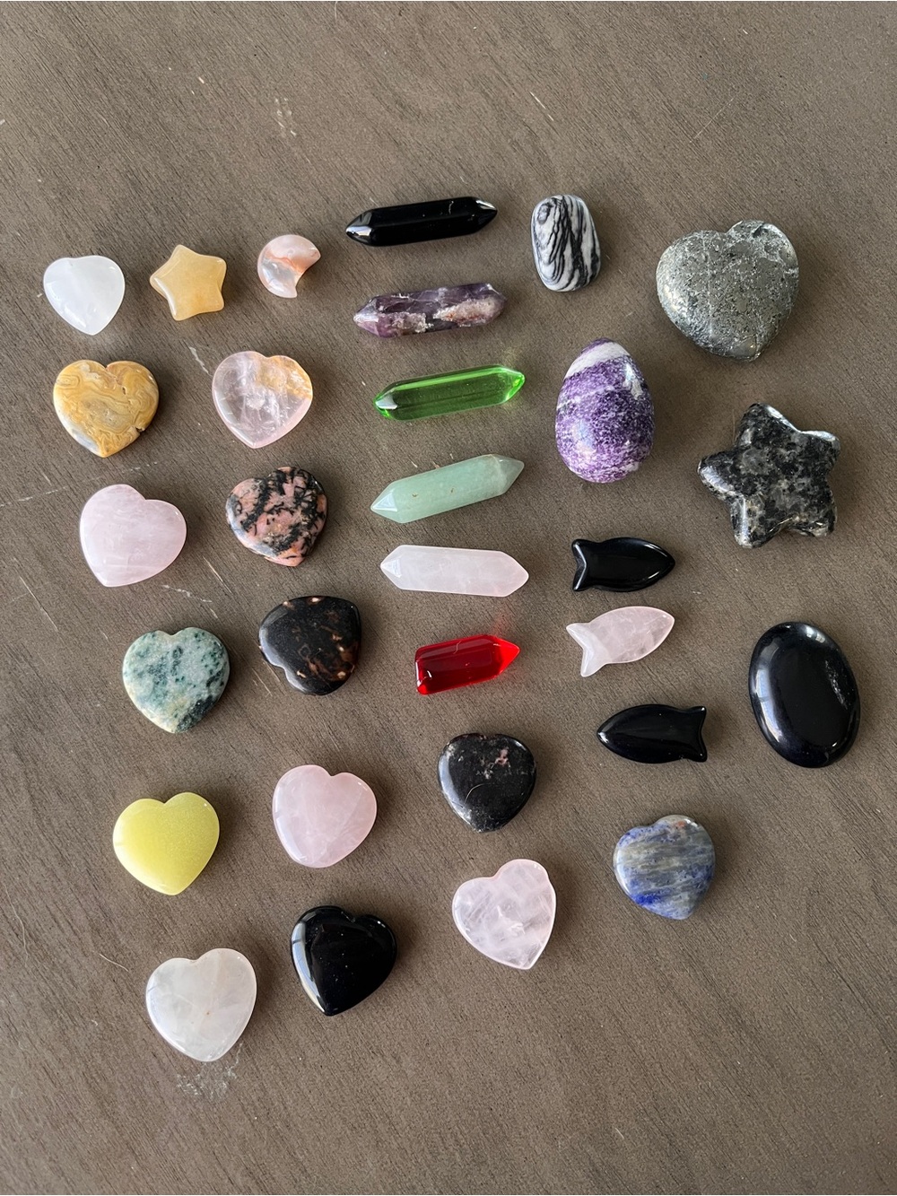 Bundle mini crystal gemstones - assorted crystal carvings